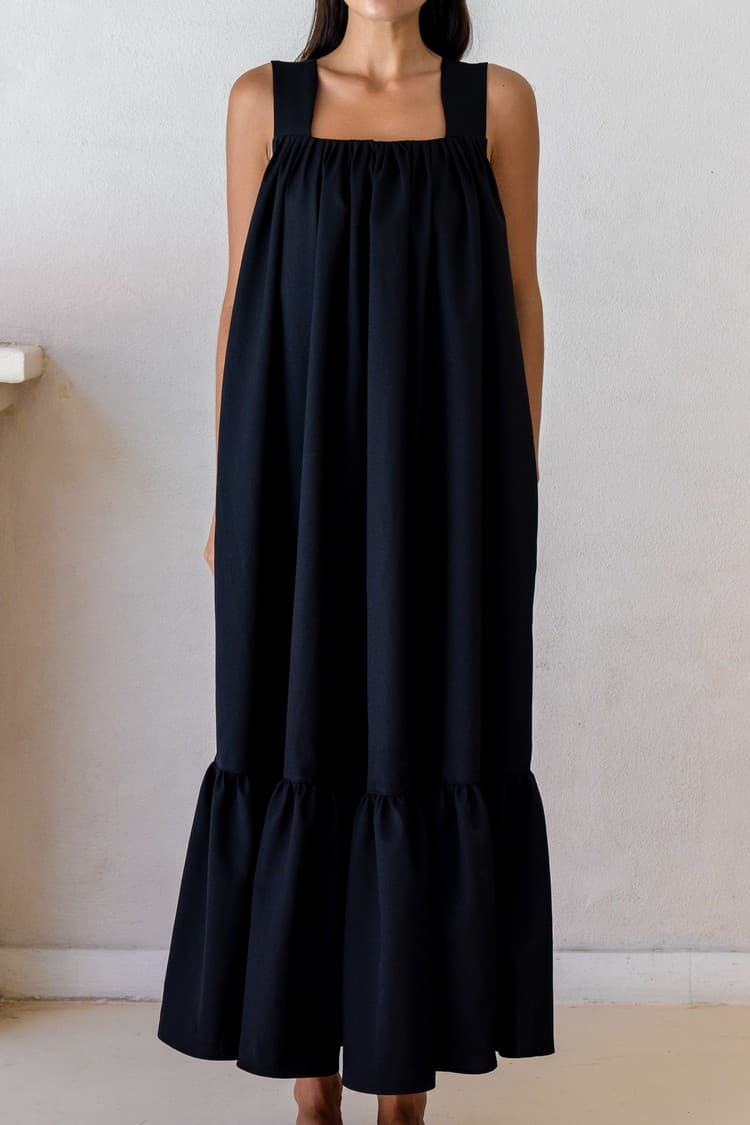 LOE — Daphne Black Tie-back Maxi Dress